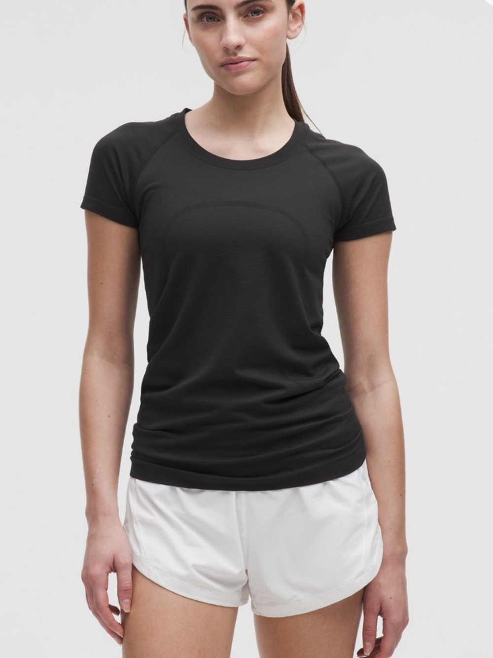 Lululemon Swiftly Tech Short Sleeve Hip Length